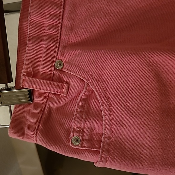 Shorts - Picture 2 of 10